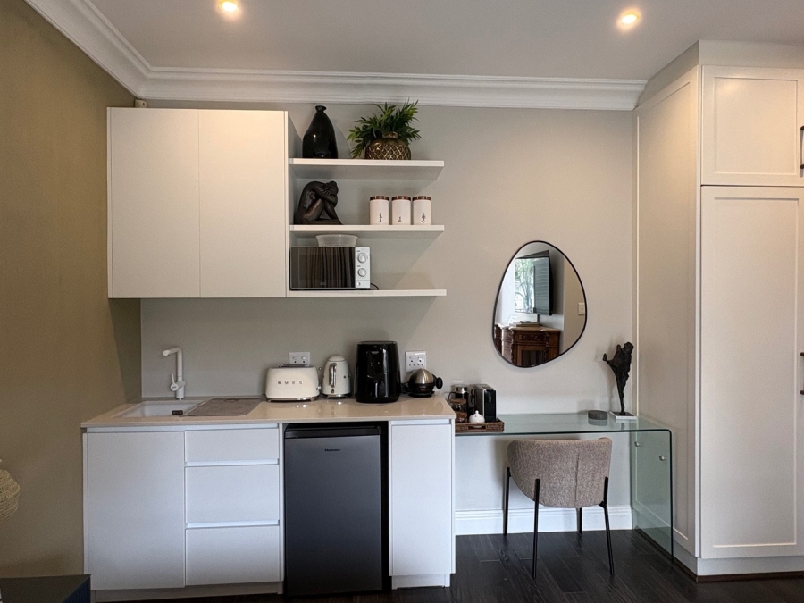 To Let 1 Bedroom Property for Rent in West Beach Western Cape